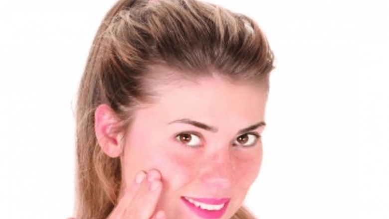 Ghid complet pentru gestionarea pistruilor: metode eficiente și tratamente dermatologice