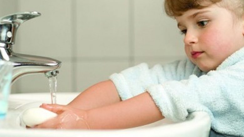 Săpunurile antibacteriene: Mituiri și realități în lupta împotriva microbilor