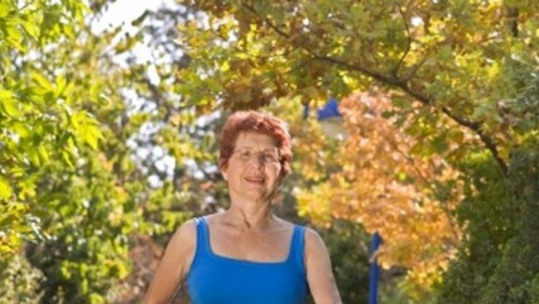 Balansul Brațelor în Timpul Mersului: O Economie de Energie Surprinzătoare
