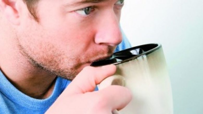 Soluții Naturale pentru Hipertensiune: O Analiză Amănunțită a Remediilor pe Bază de Plante și Schimbărilor Stilului de Viață