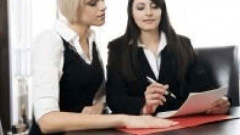 Strategii Eficiente pentru a Relaționa cu un Șef Dificil: O Aproape Artă a Supraviețuirii în Mediul Profesional