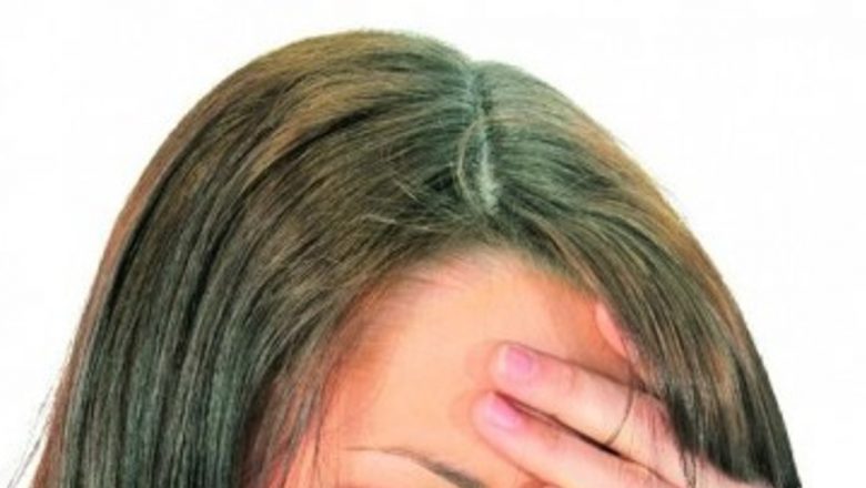 Revoluția în tratamentul migrenelor: Cum o intervenție chirurgicală poate aduce alinare pacienților
