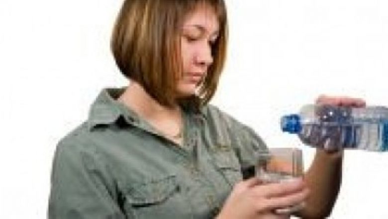 Impactul consumului de apă plată asupra alimentației: O analiză detaliată