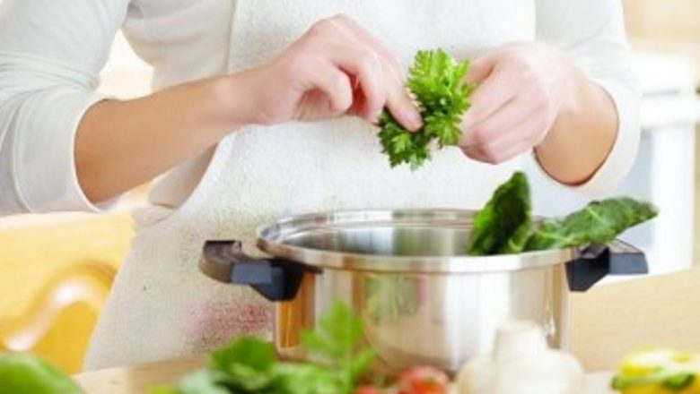 Beneficiile legumelor fierte în sezonul toamnei: Ghid pentru o alimentație sănătoasă