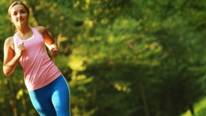 Impactul Excesului de Sport asupra Fertilității Feminine: O Analiză Detaliată