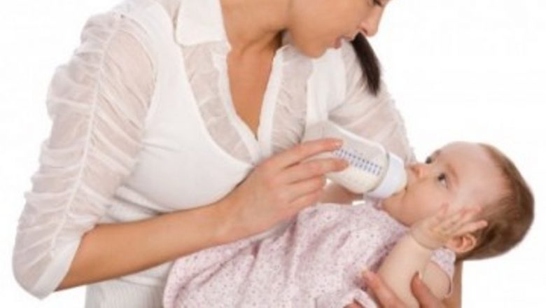 Biberoanele din plastic: Riscuri și Alternative Sigure pentru Sănătatea Copiilor