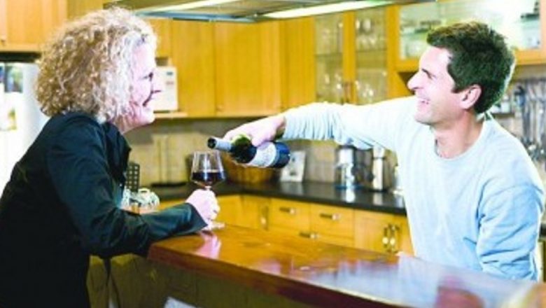 Genele și Consumul de Alcool: O Analiză Profundă a Studiilor Recent