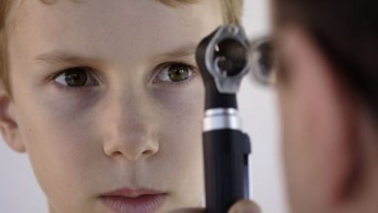 Inovație în sănătatea oculară: Aparatul PlusoptiX A09 și impactul său asupra depistării problemelor oculare la bebeluși