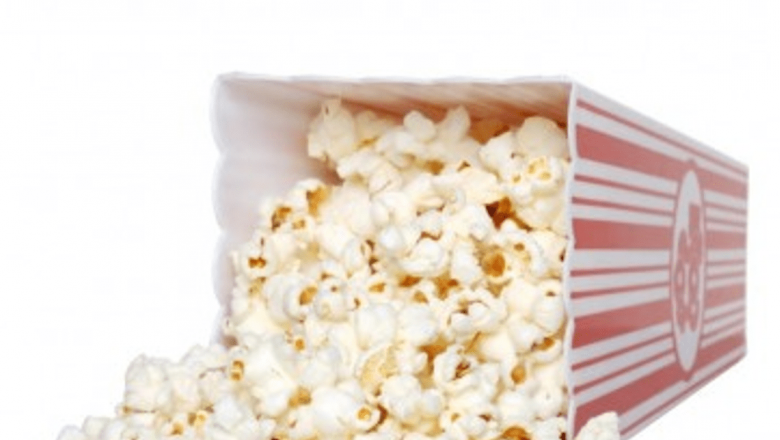 Popcornul: Un Pericol pentru Siluetă și Provocările Alimentației Sănătoase în Cinematografe