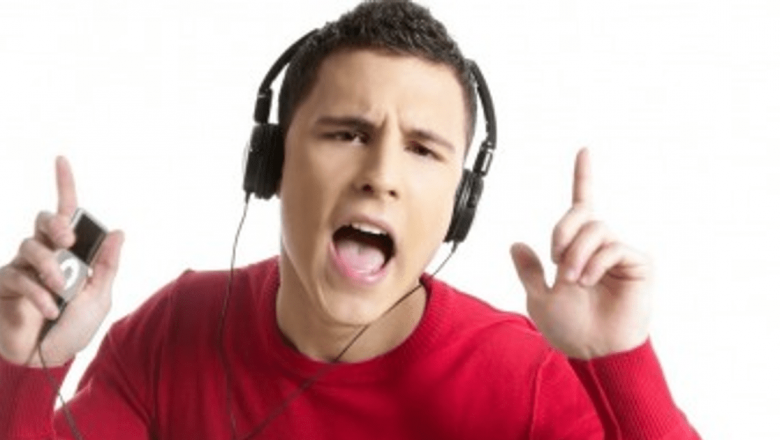 Impactul muzicii tare asupra sănătății auditive: riscuri și soluții