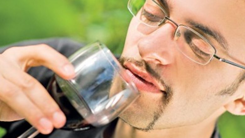 Impactul Consumul Excesiv de Alcool asupra Deshidratării și Sănătății Generale