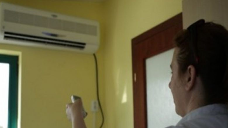 Riscurile ascunse ale aerului condiționat: Cum să ne protejăm sănătatea în zilele caniculare