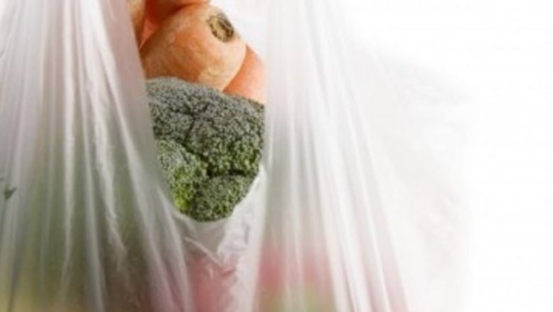 Pericolele bacteriilor nocive pe pungile din plastic: Ce trebuie să știm despre sănătatea publică