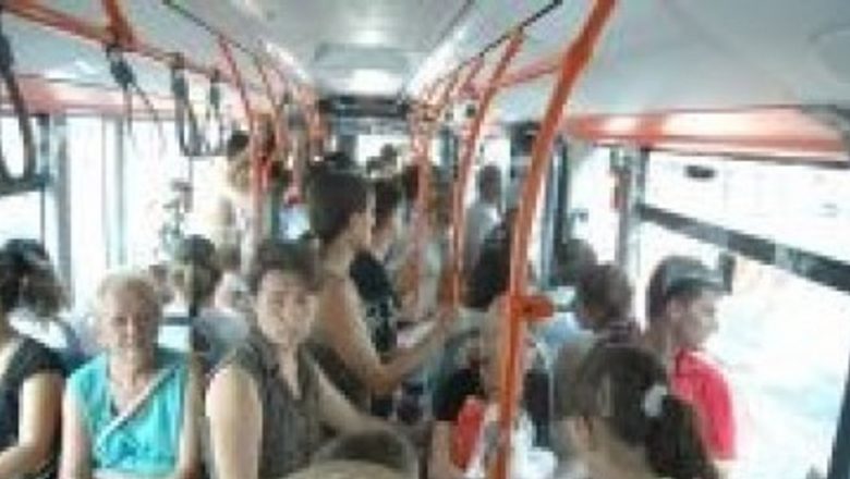 Beneficiile transportului în comun: Cum utilizarea tramvaiului poate contribui la combaterea obezității