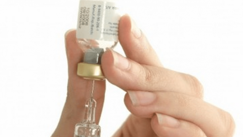 Revoluția în Oncologie: Vaccinul Care Promite Să Oprescă Evoluția Tumorilor Canceroase