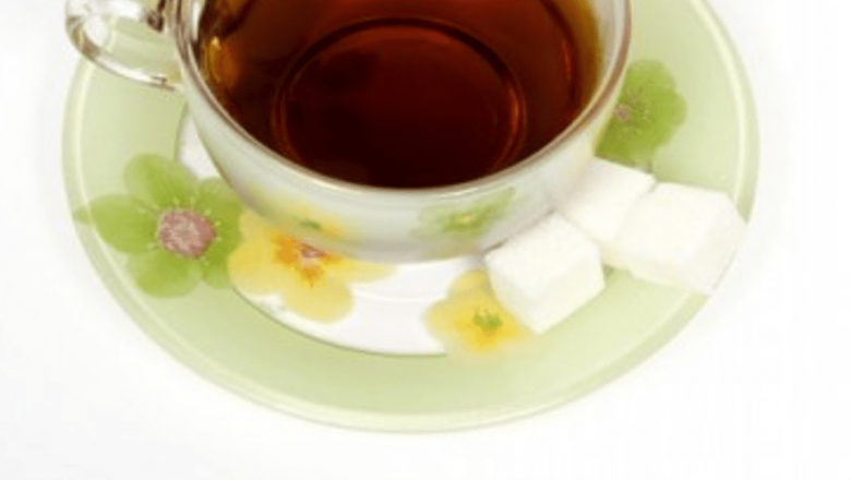 Ceaiul îmbuteliat vs. Ceaiul preparat acasă: O analiză a conținutului de antioxidanți