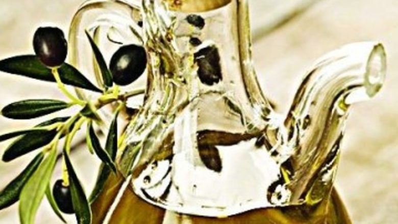 Uleiul de măsline: un remediu natural eficient pentru ulcerul gastric