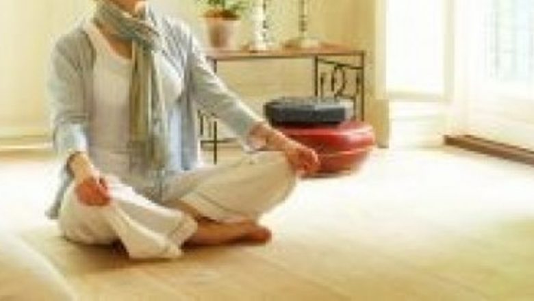 Yoga ca soluție pentru îmbunătățirea calității somnului: O analiză profundă a studiilor recente