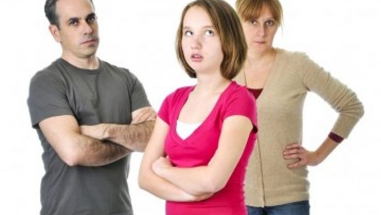 Impactul modificărilor hormonale asupra personalității adolescentului: o privire detaliată