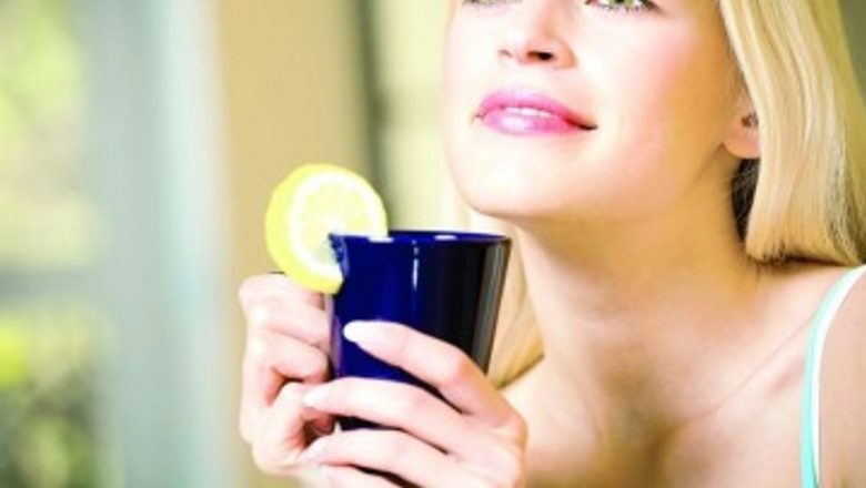 Ceaiul de nuc: O soluție naturală împotriva transpirației excesive