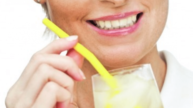 Beneficiile Sucului de Lămâie pentru Sănătatea Gingiilor și Nu numai