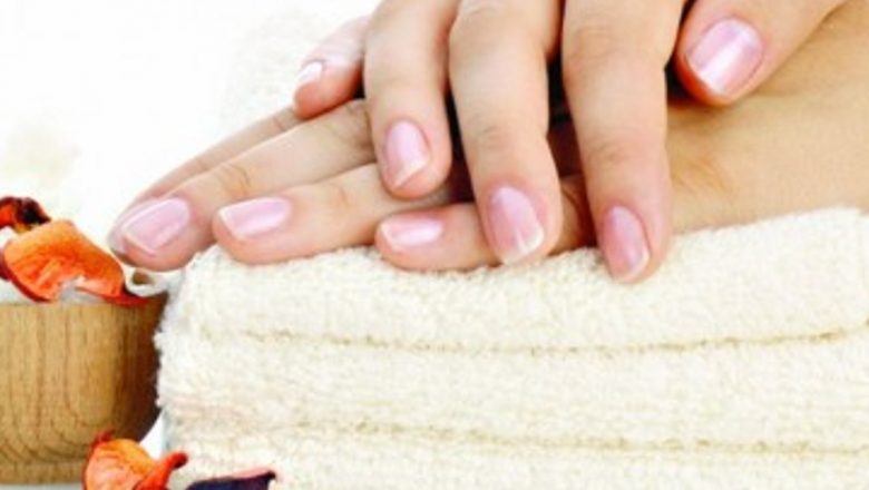 Îngrijirea Mâinilor: Sfaturi Esențiale pentru o Piele Sănătoasă și Frumoasă