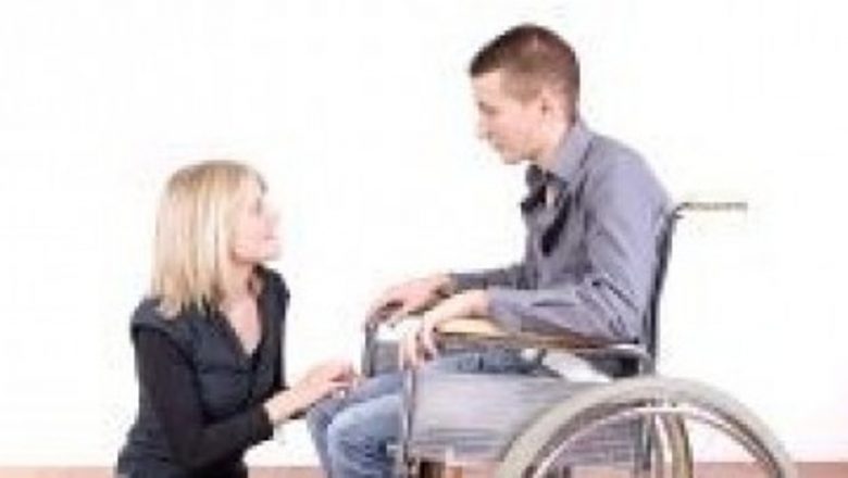 Oportunități și Provocări pentru Persoanele cu Handicap: Un Proiect Revoluționar în România