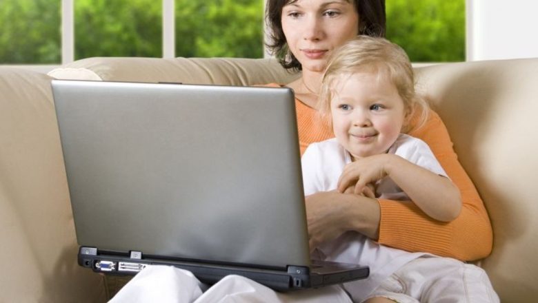 Găsirea echilibrului: Strategii esențiale pentru a concilia viața profesională și cea de familie