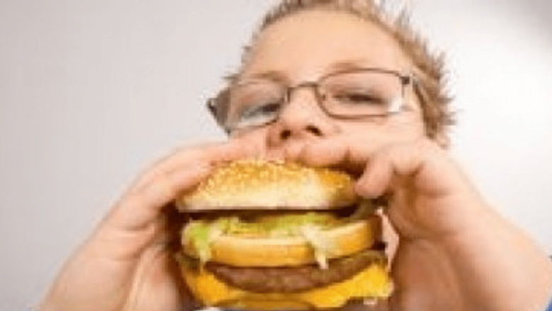 Impactul obezității infantile asupra sănătății osoase: risc crescut de fracturi și implicații pe termen lung