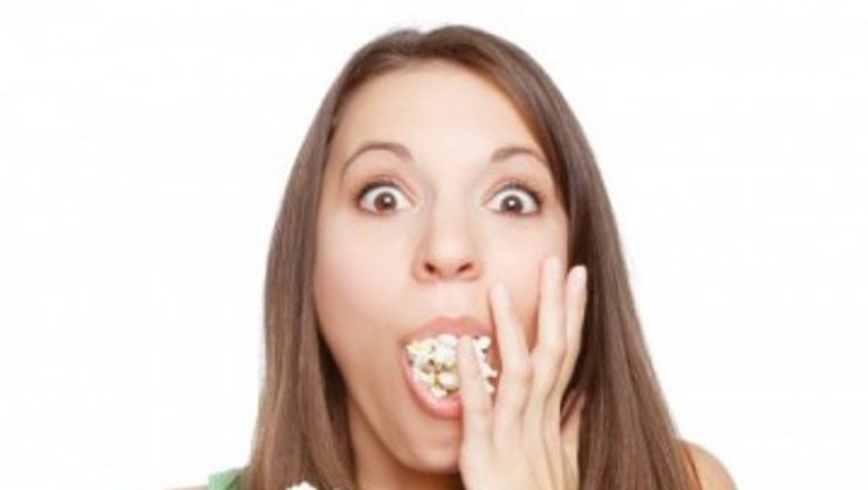 Impactul Popcornului asupra Sănătății Gingivale: Ce Trebuie Să Știm