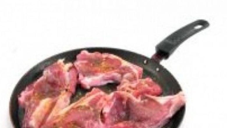 Impactul Consumului de Carne Roșie Asupra Riscului de Cancer de Colon: O Analiză Detaliată
