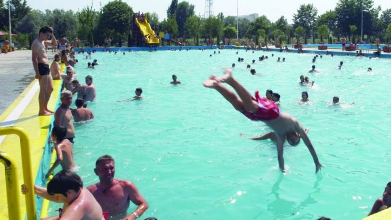 Ghid Complet pentru Siguranța la Piscină: Cum Să Te Ferești de Pericole