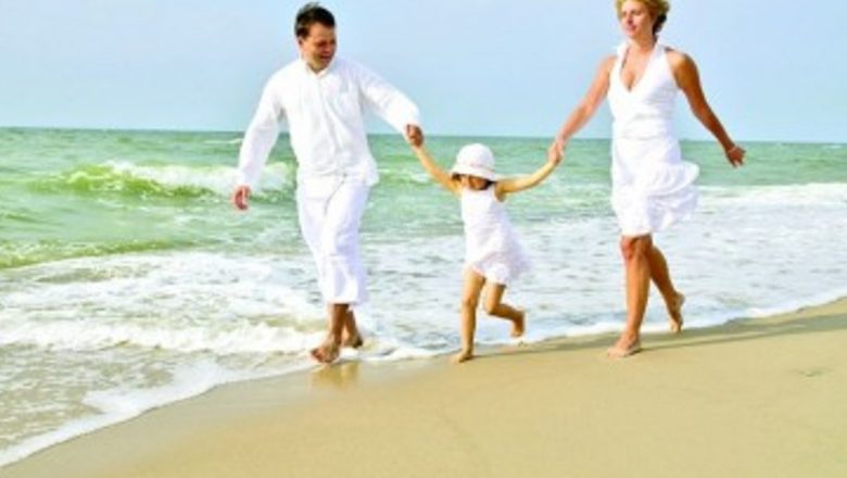 Planificarea Vacanțelor în Familie: Cum Să Menții Echilibrul Între Nevoile Copilului și Relația de Cuplu