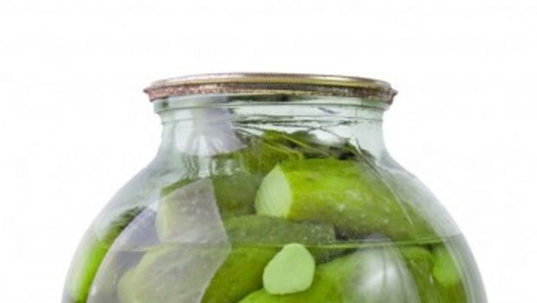 Conserve Dietetice: Ghid Complet pentru Prepararea Murăturilor și Zacuscă Sănătoase