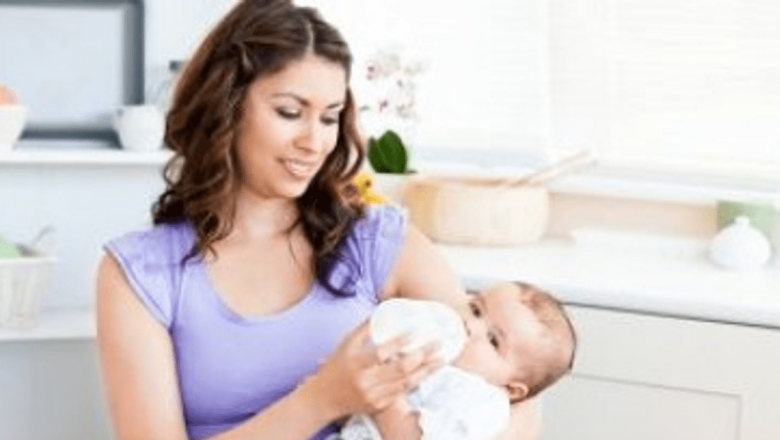 Somnul copiilor: necesitatea conectării cu mama în primii ani de viață