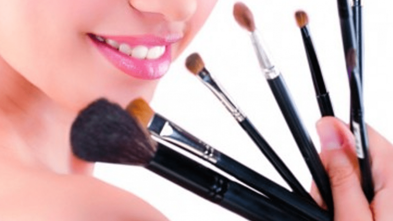 Ghid Complet pentru Păstrarea Cosmeticelor: Reguli Esențiale și Sfaturi Practice