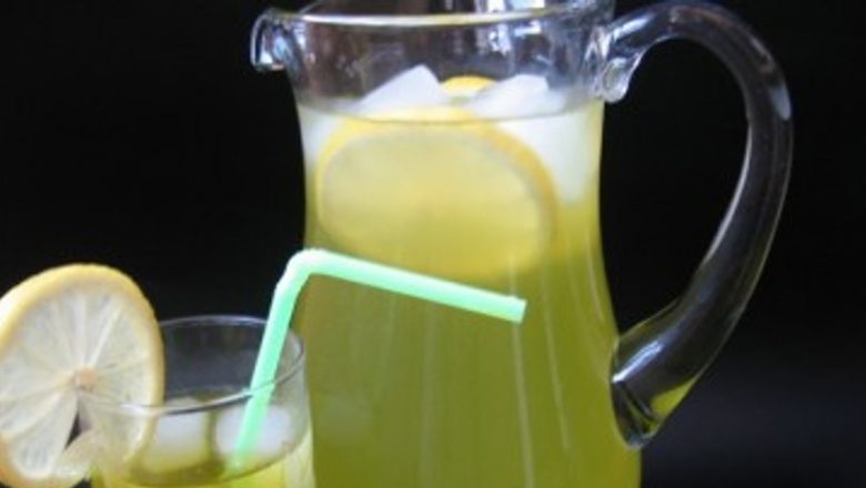 Dieta cu limonadă: O analiză detaliată a beneficiilor și riscurilor detoxifierii