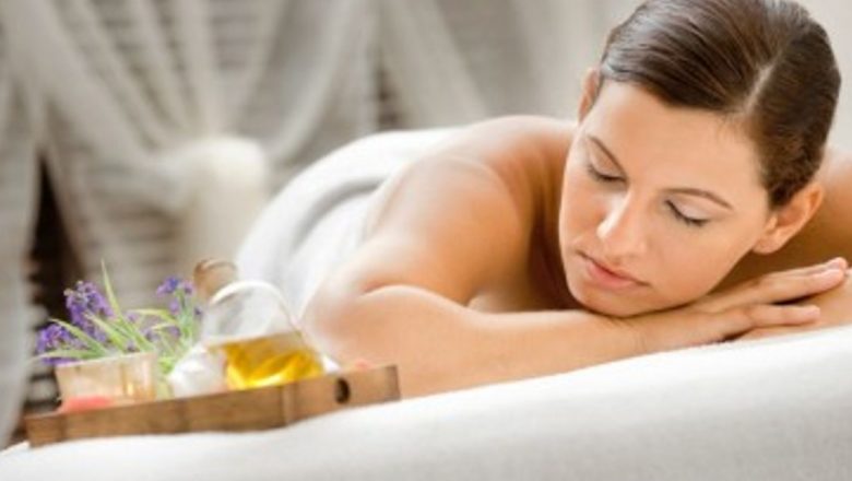 Transformă-ți Baia în Spa: Ghidul Complet pentru Relaxare și Îngrijire Acasă