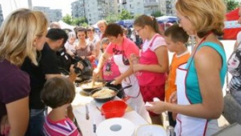 Gusturi și Distracție la Târgul Click! Poftă Bună: O Experiență Culinară Unică