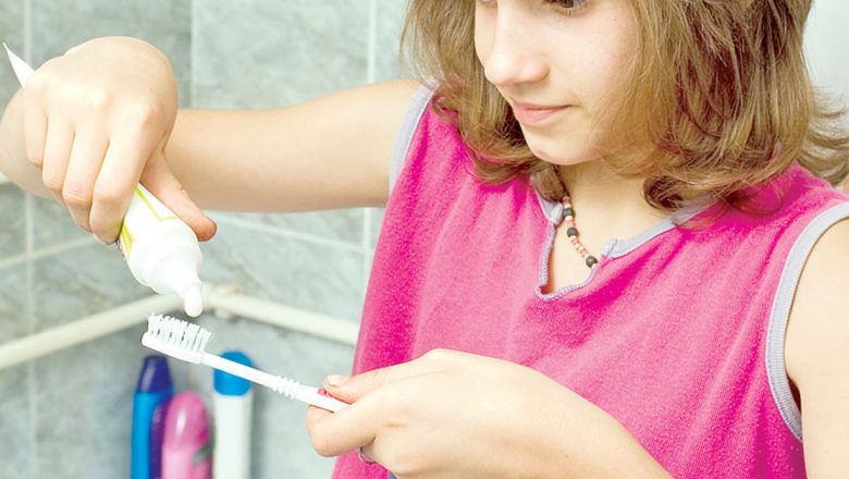 Ghid complet pentru o igienă orală perfectă: 9 sfaturi esențiale pentru dinți sănătoși