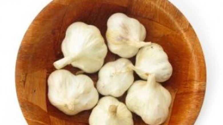 Usturoiul: Un Remediu Natural în Combaterea Obezității și a Afecțiunilor Cardiovasculare