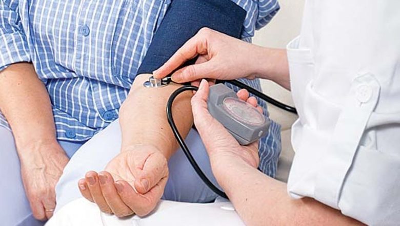 Importanța Testării Tensiunii Arteriale: O Analiză a Campaniei “Săptămâna Responsabilităţii Sociale Sanofi”