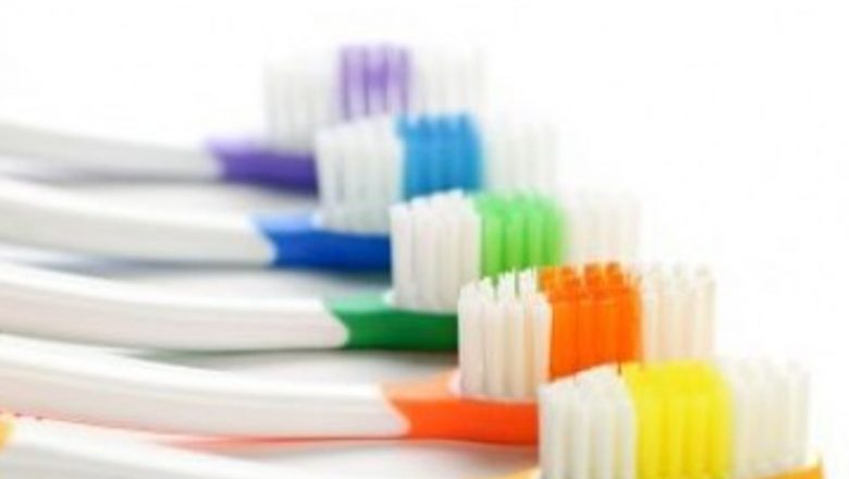 Igiena Orală Precaută: Legătura Inesperată cu Cancerul și Implicațiile pentru Sănătatea Publică