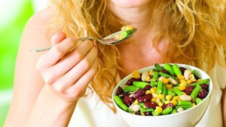 5 Alimente Care Pot Sabota Beneficiile Salatelor: O Analiză Detaliată