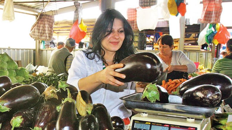 Beneficiile vinetei: De la somn liniștit la o siluetă sănătoasă
