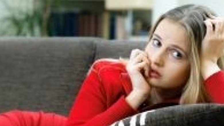 Sindromul Premenstrual: Înțelegerea, Impactul și Soluțiile Posibile