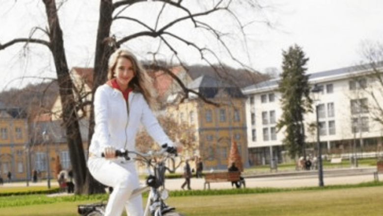 Beneficiile Mersului pe Bicicletă: De ce Ar Trebui Să Pedalăm Mai Des?
