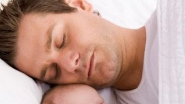 Impactul Somnului Comun asupra Nivelului de Testosteron la Tătici: O Analiză Detaliată
