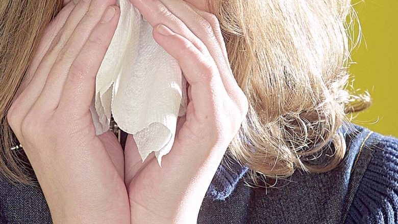 Cum să deosebești gripa de răceală: Ghid complet pentru a naviga sezonul infecțiilor respiratorii