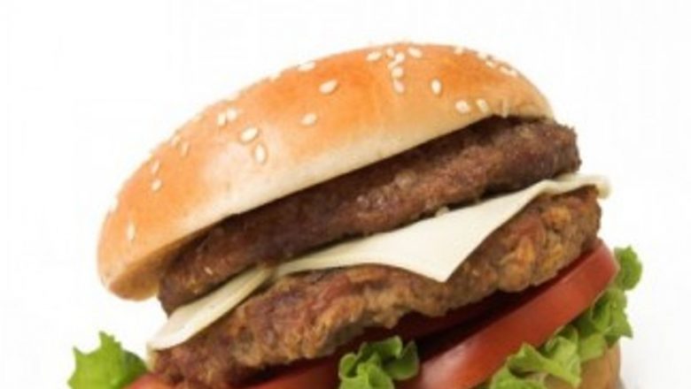Impactul Alimentației Hipercalorice asupra Funcției Cognitive: O Analiză Detaliată